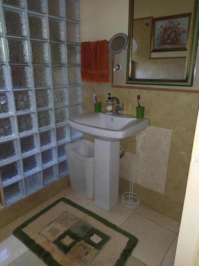 Gables Vacation Rentals With Private Gated Parking Onsite Knockpatrick Esterno foto