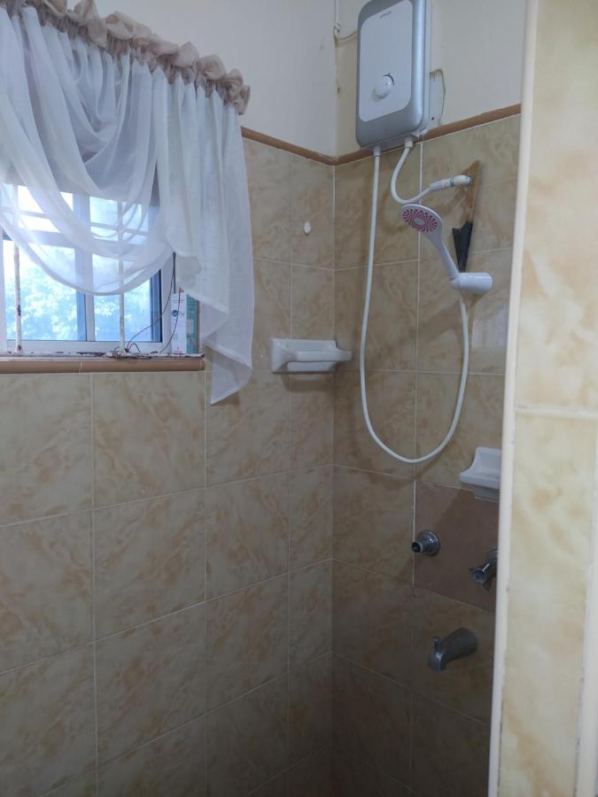 Gables Vacation Rentals With Private Gated Parking Onsite Knockpatrick Esterno foto