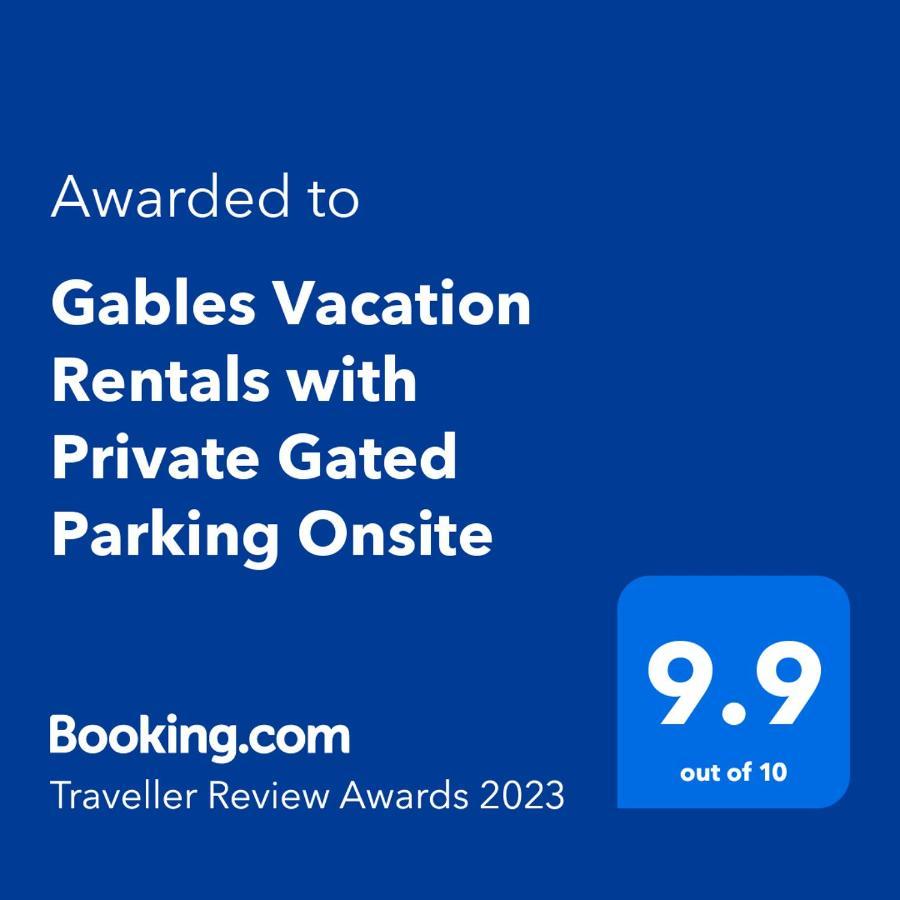 Gables Vacation Rentals With Private Gated Parking Onsite Knockpatrick Esterno foto